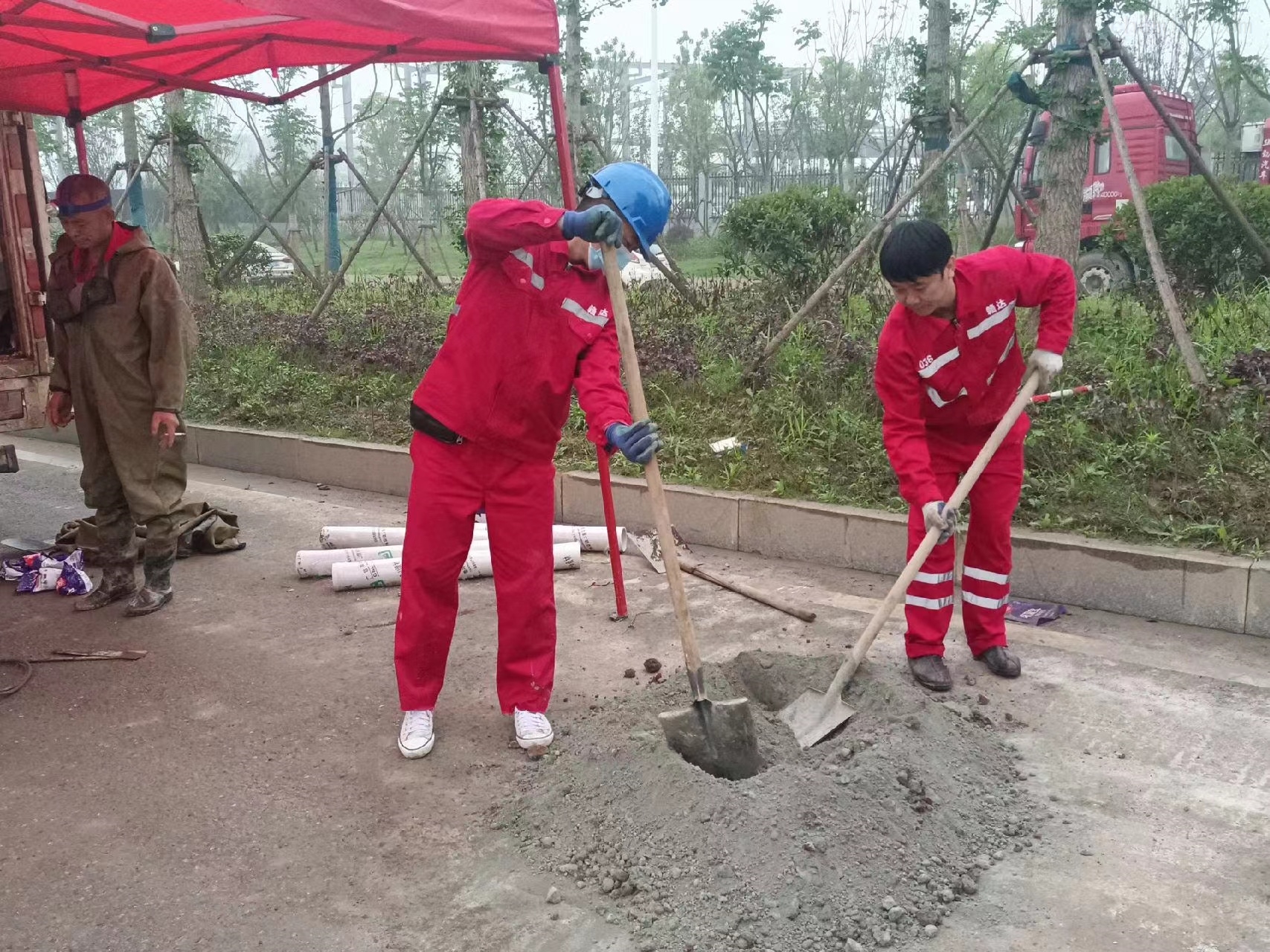 武穴管道疏通哪家好】及时进行市政管道清淤